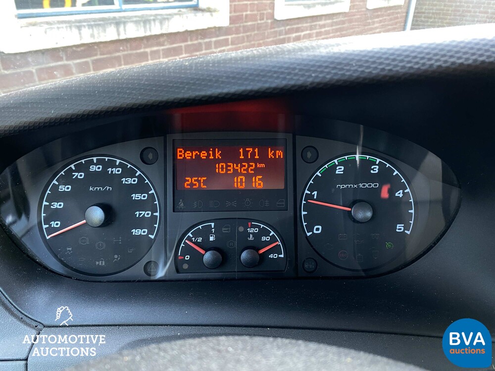 Iveco Daily BE-combinatie 3.0 204pk 2012, 5-VVX-76