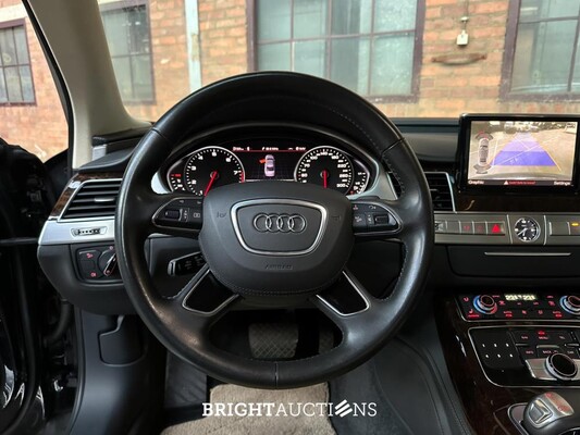 Audi A8 4.2 FSI Quattro V8 372pk 2011 (65.000 km)