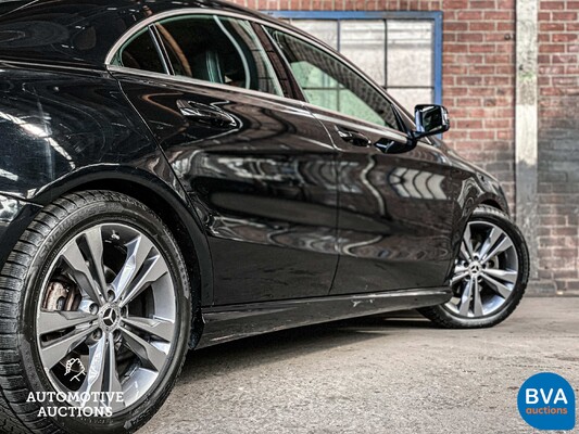 Mercedes-Benz CLA180 Business Solution Automatik 122PS 2018 -Org. NL-, SK-019-Z.