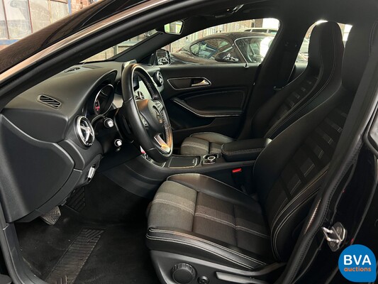 Mercedes-Benz CLA180 Business Solution Automatik 122PS 2018 -Org. NL-, SK-019-Z.