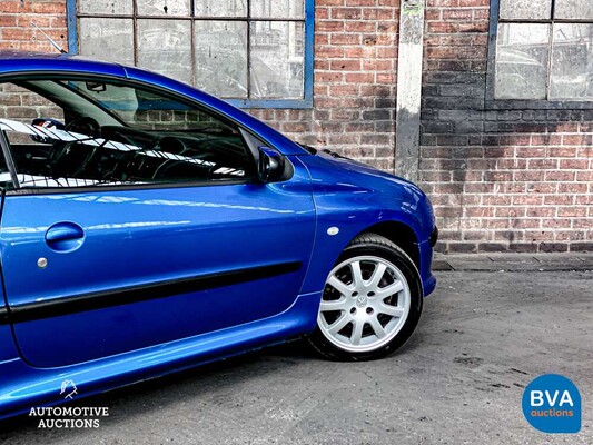 Peugeot 206cc 1.6 16V 109pk 2002, JT-580-R