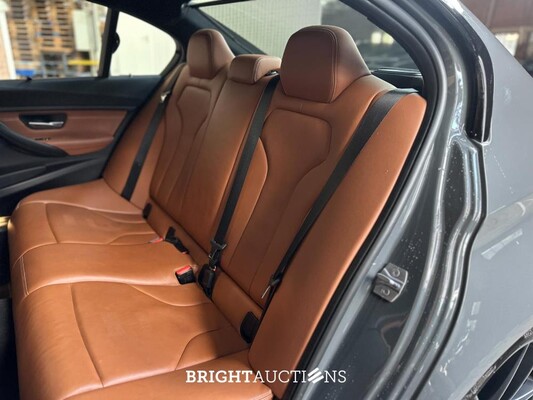 BMW M3 Competition DCTA 450pk 2019 - Grigio Telesto - CARBON - (Origineel-NL) 3-serie F80, NL-Kenteken