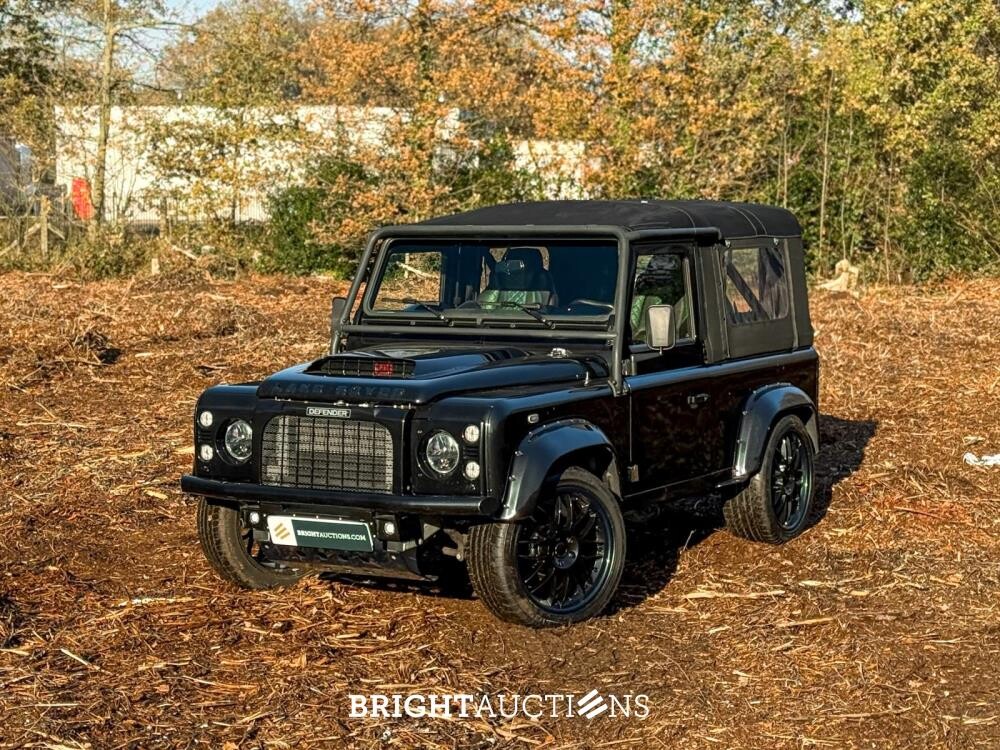 Land Rover Defender L315 700pk (5.0 V8 MUSTANG-ENGINE) 1985