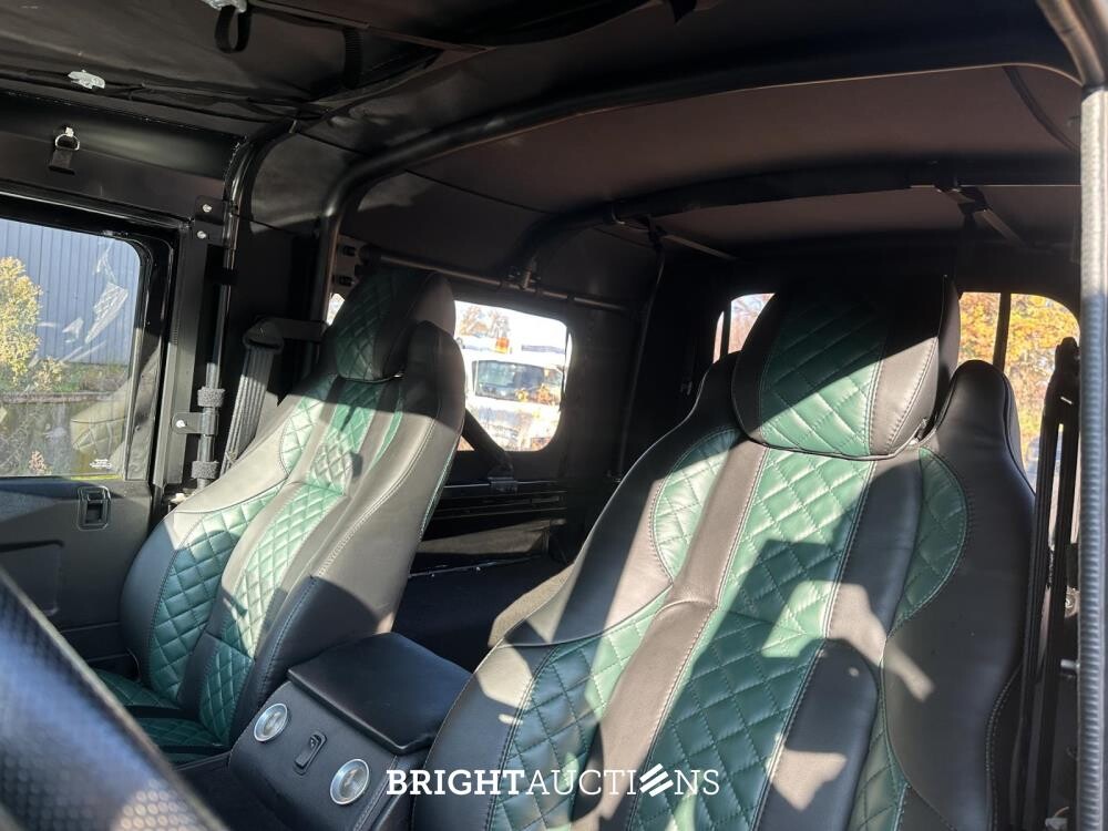 Land Rover Defender L315 700pk (5.0 V8 MUSTANG-ENGINE) 1985