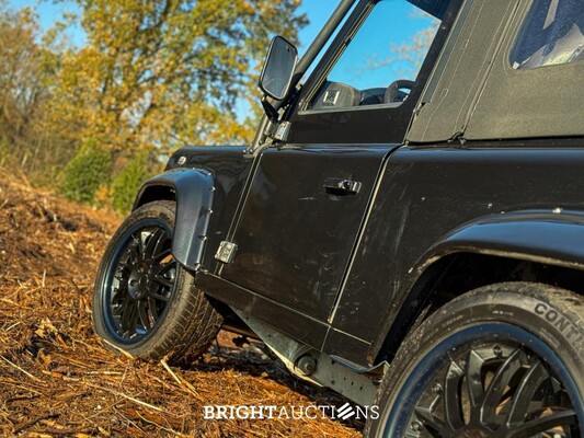 Land Rover Defender L315 700pk (5.0 V8 MUSTANG-ENGINE) 1985