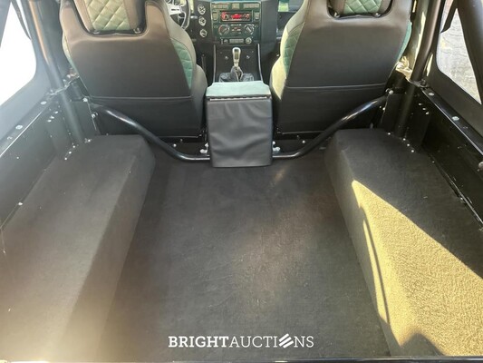 Land Rover Defender L315 700pk (5.0 V8 MUSTANG-ENGINE) 1985