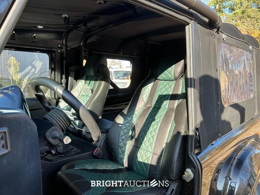 Land Rover Defender L315 700pk (5.0 V8 MUSTANG-ENGINE) 1985