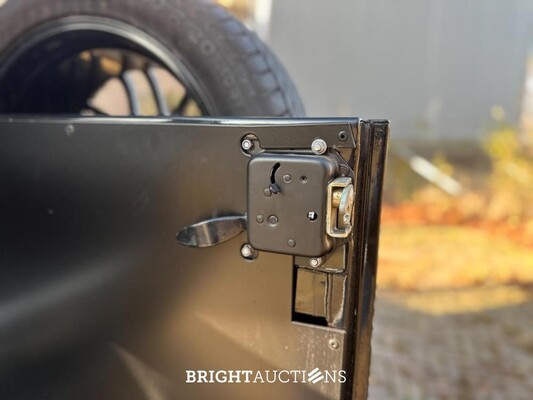 Land Rover Defender L315 700pk (5.0 V8 MUSTANG-ENGINE) 1985