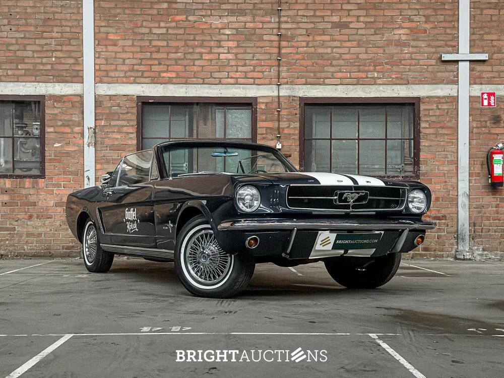 Ford Mustang Cabrio 3.3 6-Zylinder 218 PS 1965 2-türig