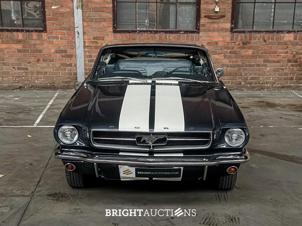 Ford Mustang Cabrio 3.3 6-Zylinder 218 PS 1965 2-türig