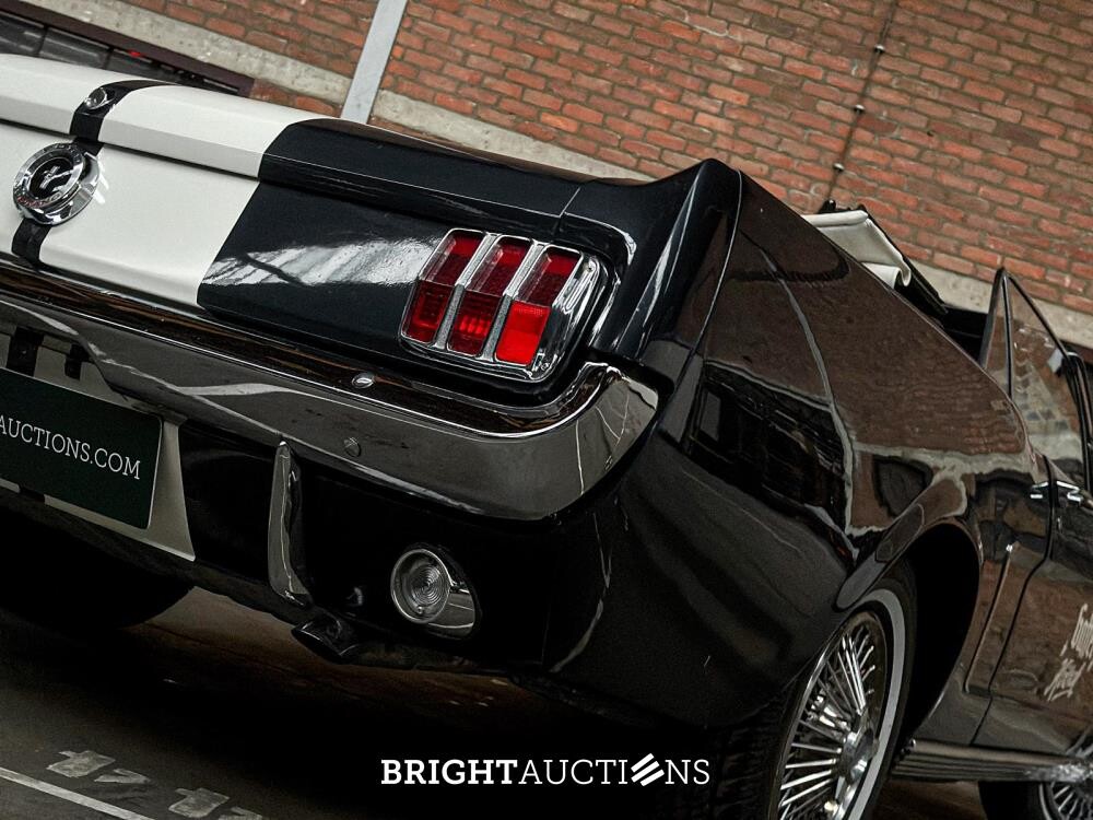 Ford Mustang Cabrio 3.3 6-Zylinder 218 PS 1965 2-türig