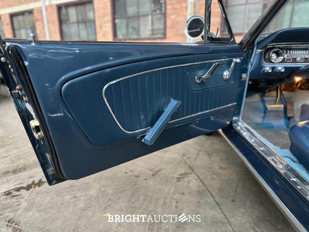 Ford Mustang Cabrio 3.3 6-Zylinder 218 PS 1965 2-türig