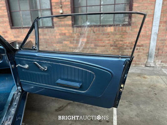 Ford Mustang Convertible 3.3 V6 218pk 1965 2-Deurs