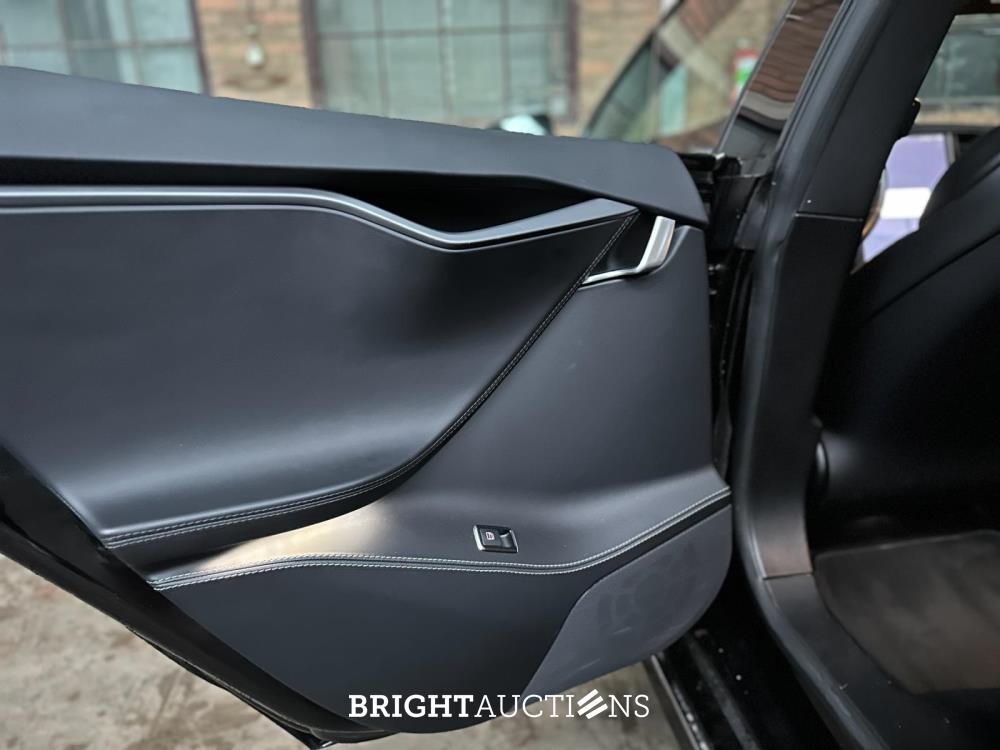 Tesla Model S 75D Base 333pk 2018 (Origineel-NL), TP-331-V