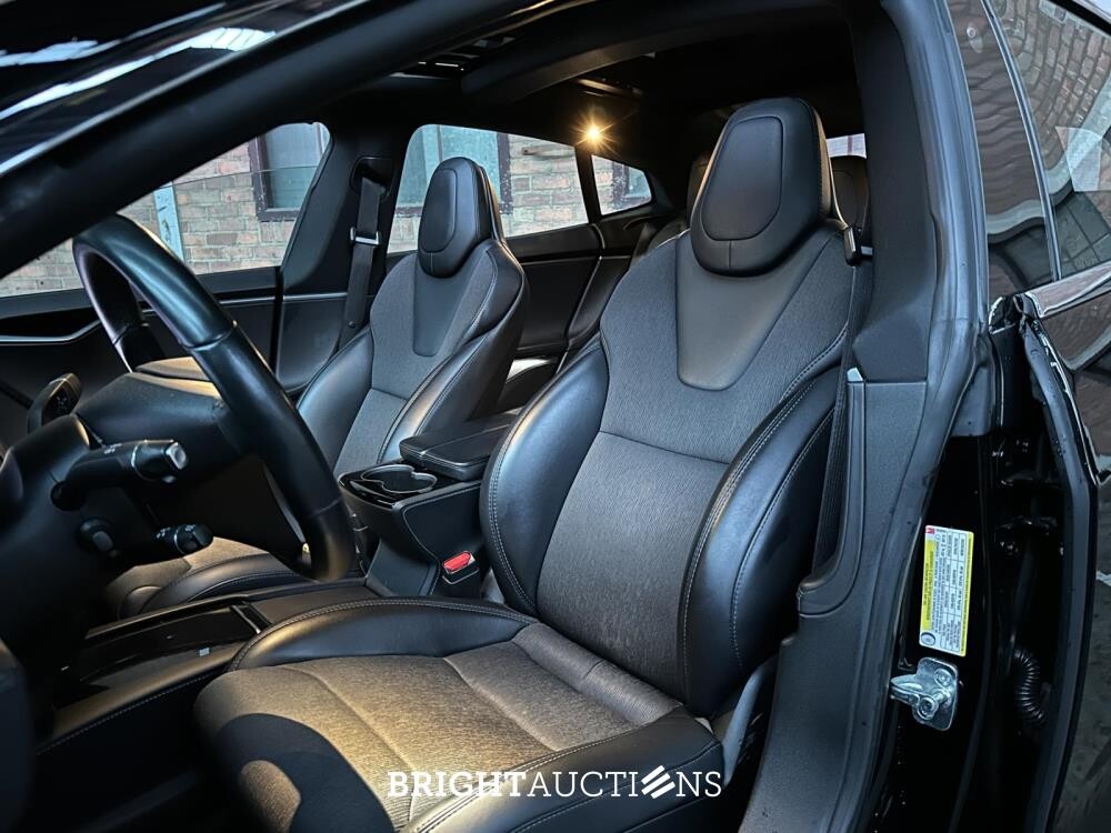 Tesla Model S 75D Base 333pk 2018 (Origineel-NL), TP-331-V