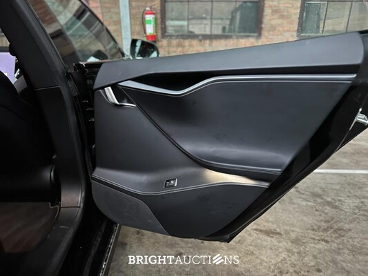 Tesla Model S 75D Base 333pk 2018 (Origineel-NL), TP-331-V