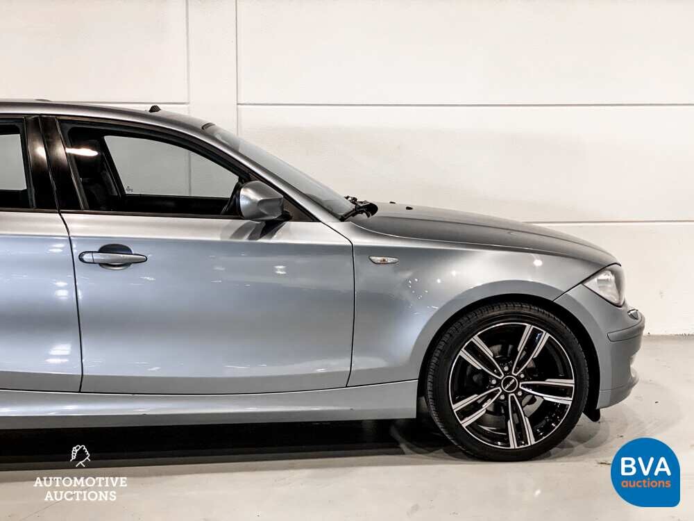 BMW 116i Business Line 1-serie 122pk 2011, TR-419-Z