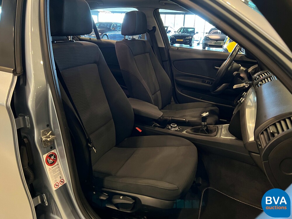 BMW 116i Business Line 1-serie 122pk 2011, TR-419-Z