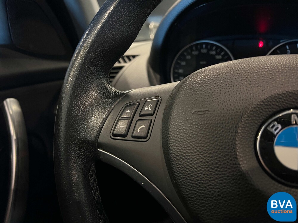 BMW 116i Business Line 1-serie 122pk 2011, TR-419-Z