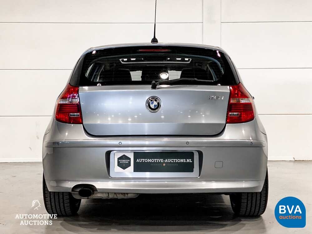 BMW 116i Business Line 1-serie 122pk 2011, TR-419-Z