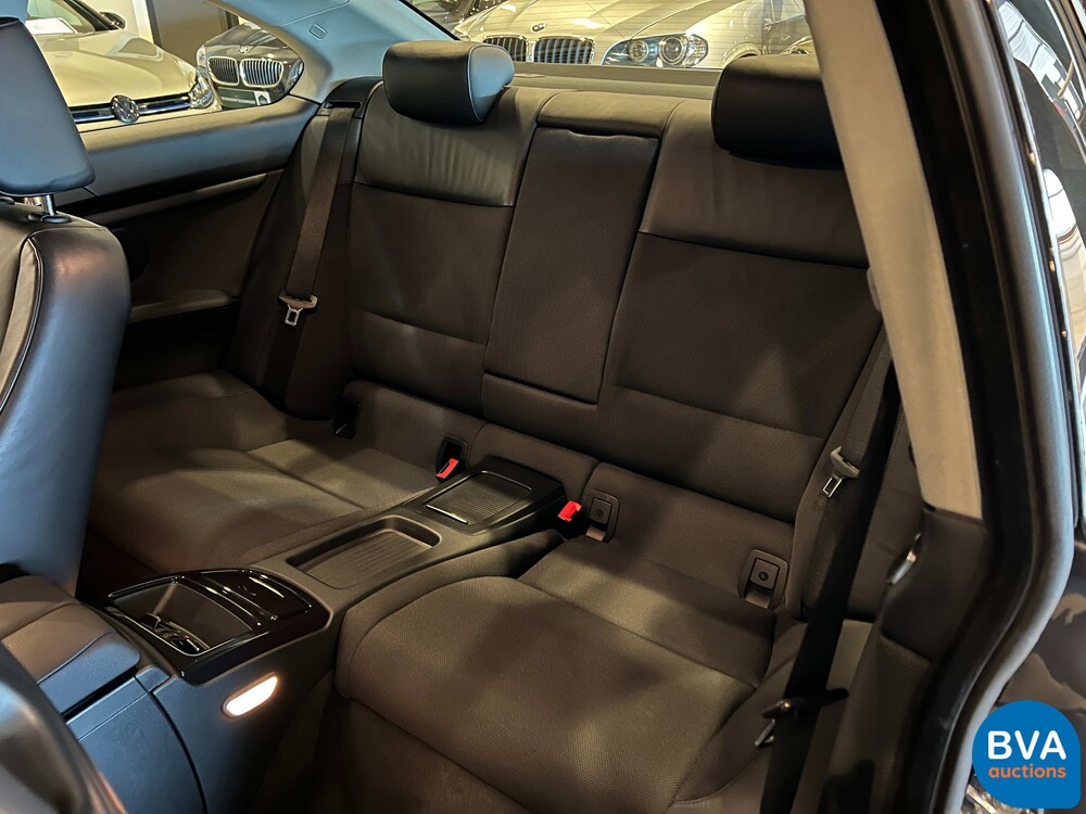 BMW 325i Coupé 3-serie 218pk 2007, 25-NVV-9