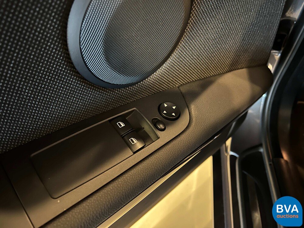 BMW 325i Coupé 3-serie 218pk 2007, 25-NVV-9