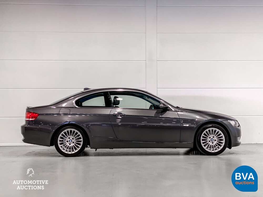 BMW 325i Coupé 3-serie 218pk 2007, 25-NVV-9