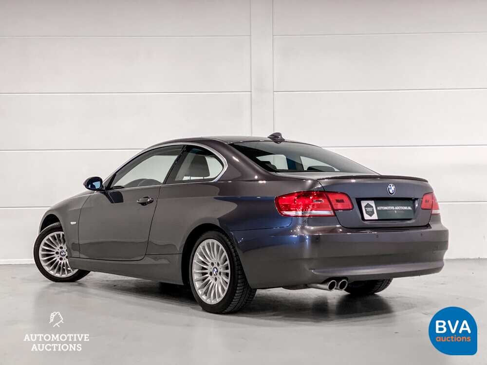 BMW 325i Coupé 3-serie 218pk 2007, 25-NVV-9