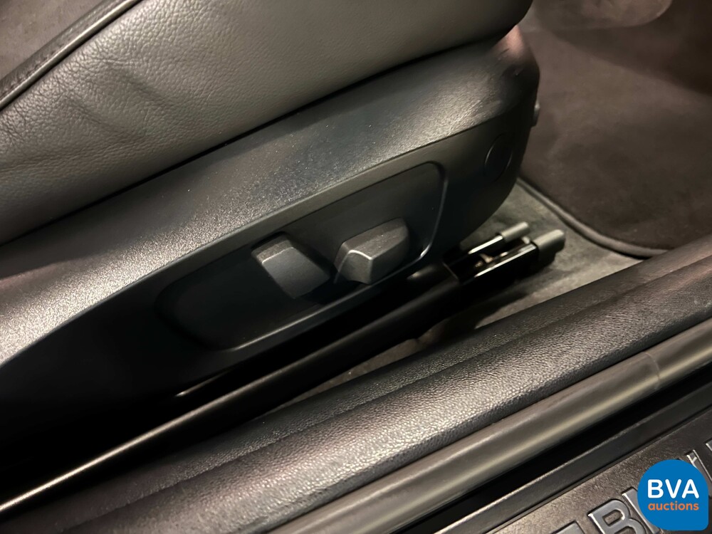 BMW 325i Coupé 3-serie 218pk 2007, 25-NVV-9