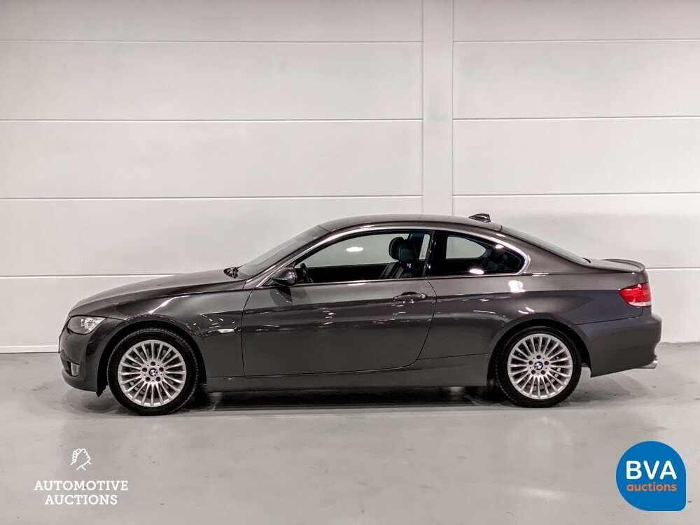 BMW 325i Coupé 3-serie 218pk 2007, 25-NVV-9