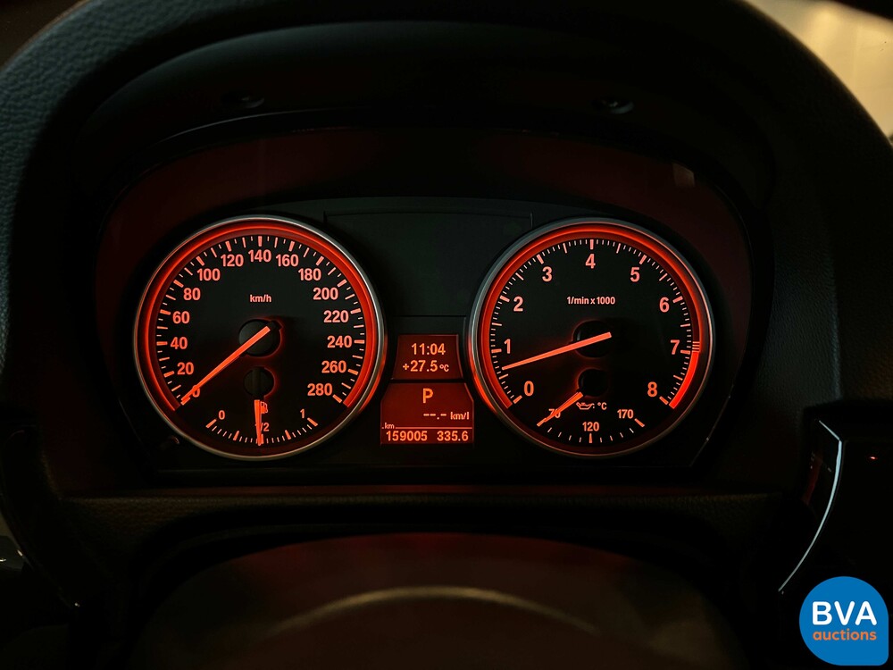 BMW 325i Coupé 3-serie 218pk 2007, 25-NVV-9