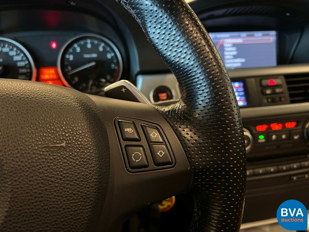 BMW 335i Luxury Line 3-serie Touring 306pk 2012 -Org. NL-, 39-SZF-2