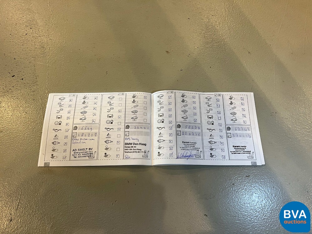 BMW 335i Luxury Line 3-serie Touring 306pk 2012 -Org. NL-, 39-SZF-2