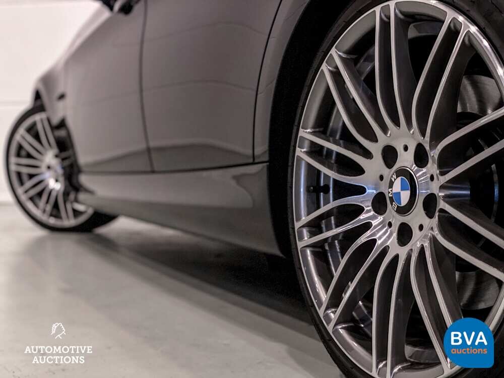 BMW 335i Luxury Line 3-serie Touring 306pk 2012 -Org. NL-, 39-SZF-2