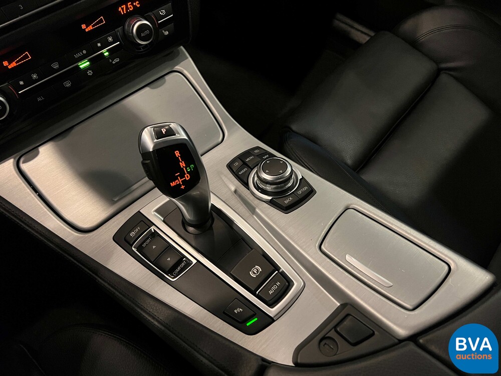 BMW 530i High Executive Touring 5-serie 272pk 2012, 7-SJV-26