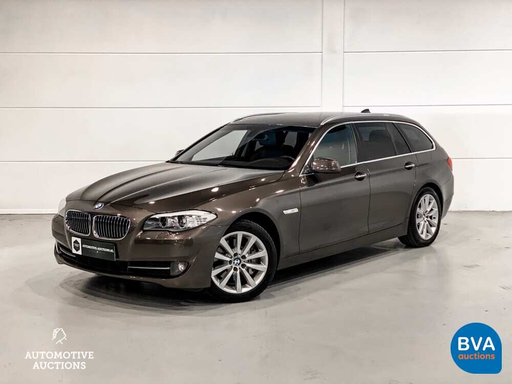 BMW 530i High Executive Touring 5er Serie 272 PS 2012, 7-SJV-26.