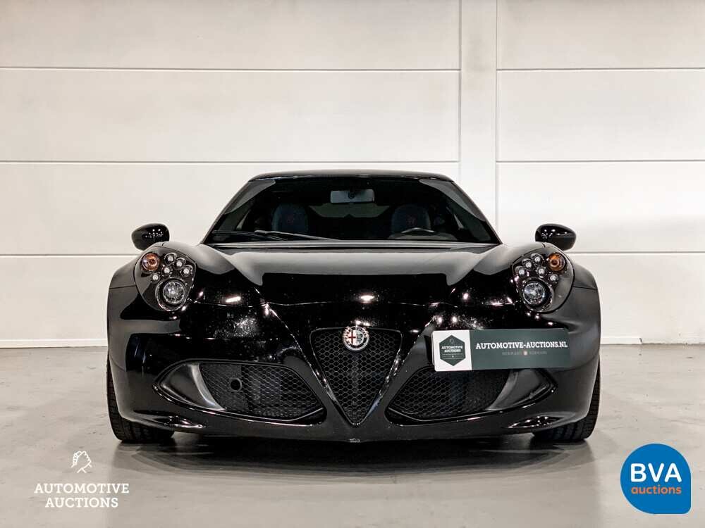 Alfa Romeo 4C 1750TBI CARBON TCT 241pk 2015 -Org. NL-, GJ-487-L