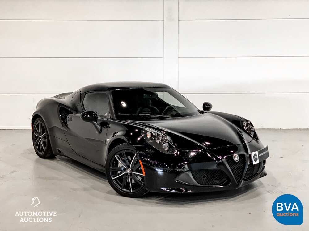 Alfa Romeo 4C 1750TBI CARBON TCT 241pk 2015 -Org. NL-, GJ-487-L