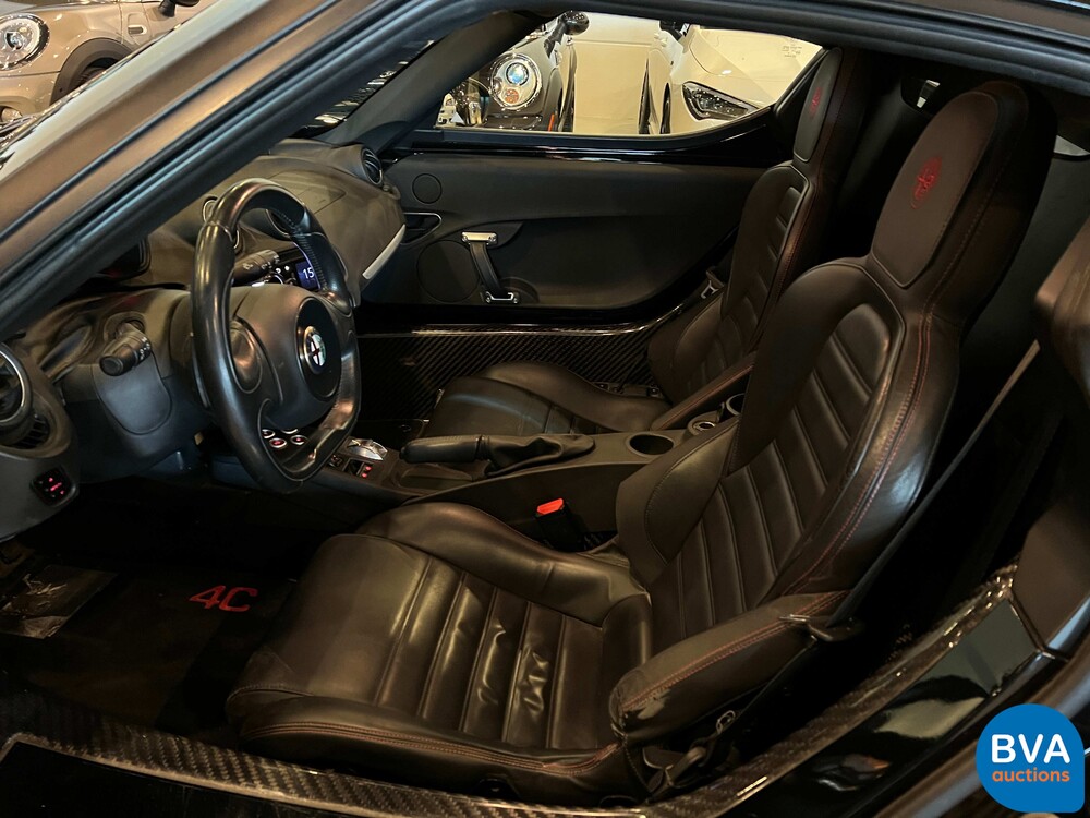 Alfa Romeo 4C 1750TBI CARBON TCT 241pk 2015 -Org. NL-, GJ-487-L