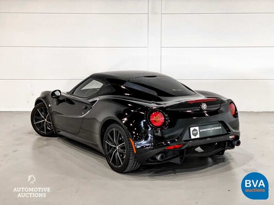 Alfa Romeo 4C 1750TBI CARBON TCT 241pk 2015 -Org. NL-, GJ-487-L.