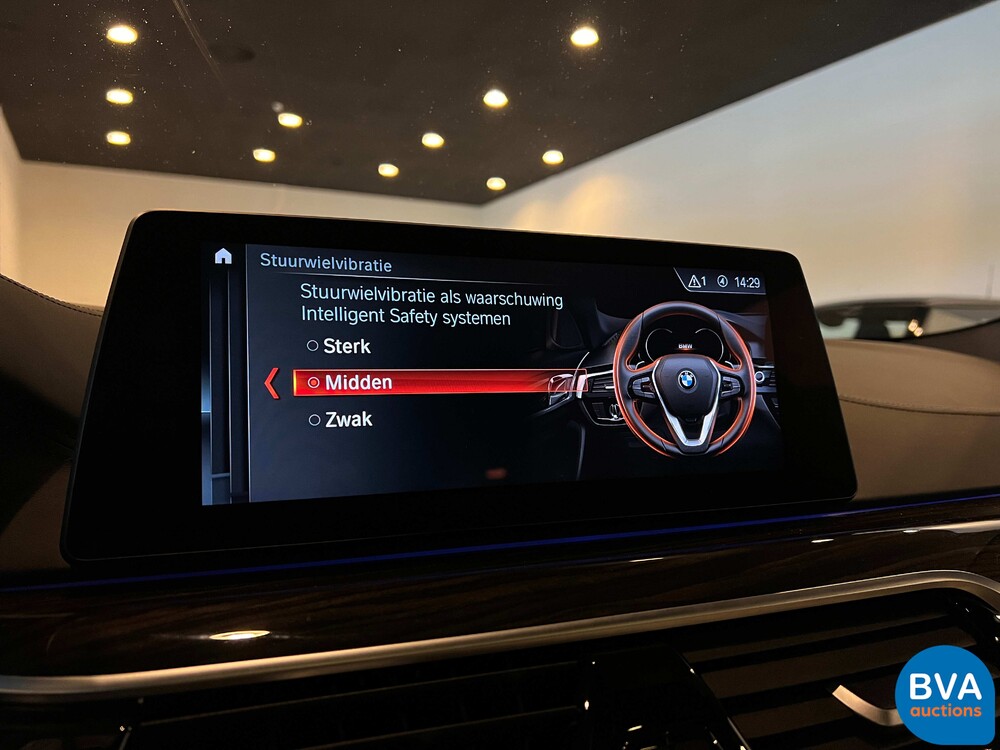 BMW 540i xDrive M-PERFROMANCE M-sport 5-Serie 340pk 2018 -Org. NL-, SH-052-H