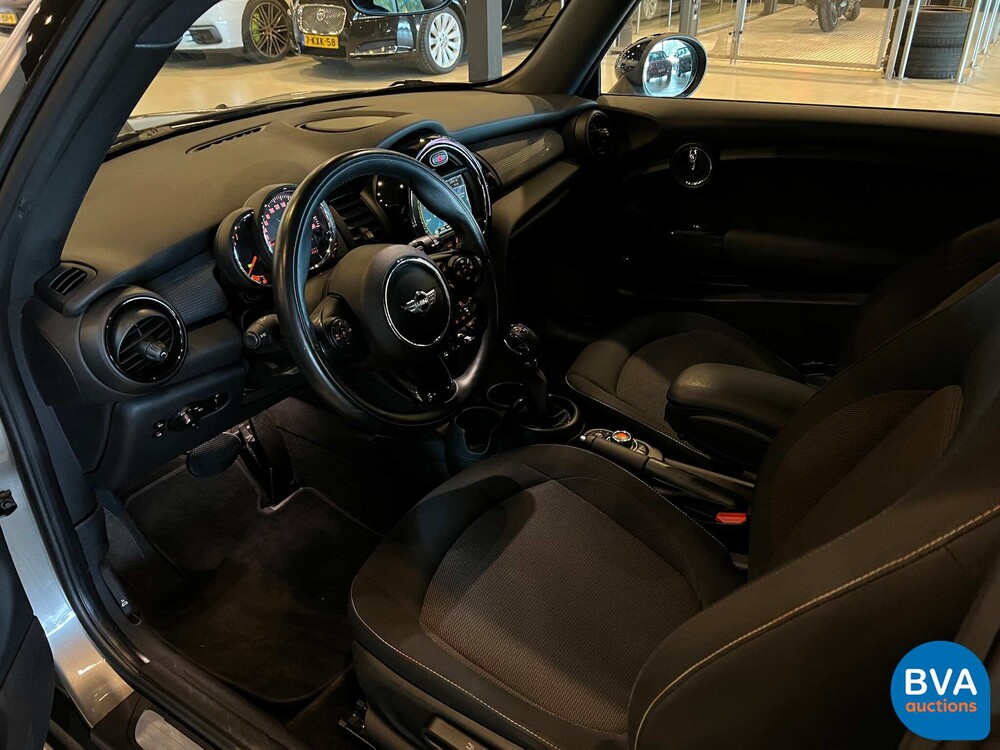 Mini Cooper 1.5 Chili Serious Business 136pk 2016, RG-118-Z