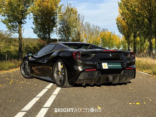 Ferrari 488 Spider HELE 3.9 V8 - Full Carbon – 670pk - Dealergarantie tot 05/2027