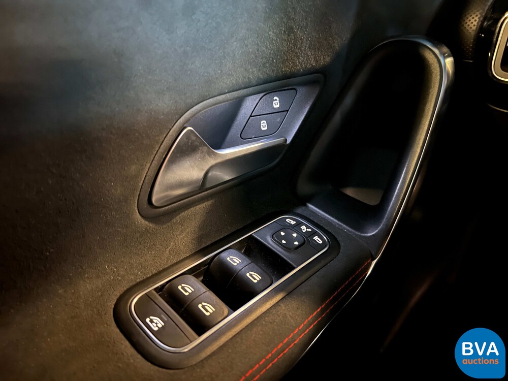 Mercedes-Benz A180d AMG A-klasse 116pk 2018 NIEUW-MODEL, XJ-192-K
