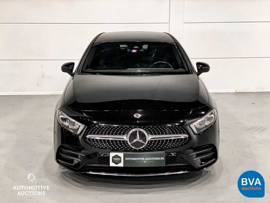 Mercedes-Benz A180d AMG A-klasse 116pk 2018 NIEUW-MODEL, XJ-192-K
