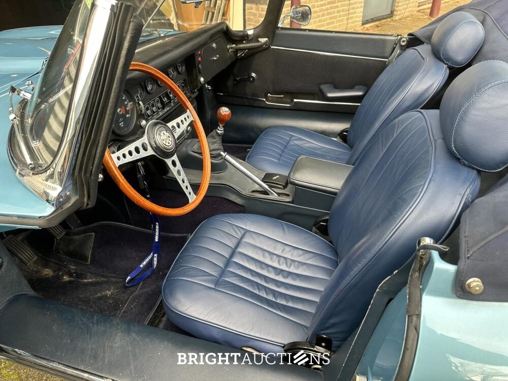 Jaguar E-Type Cabriolet 4.2 6-In-Lijn Serie II 260pk 1970 AR-94-77