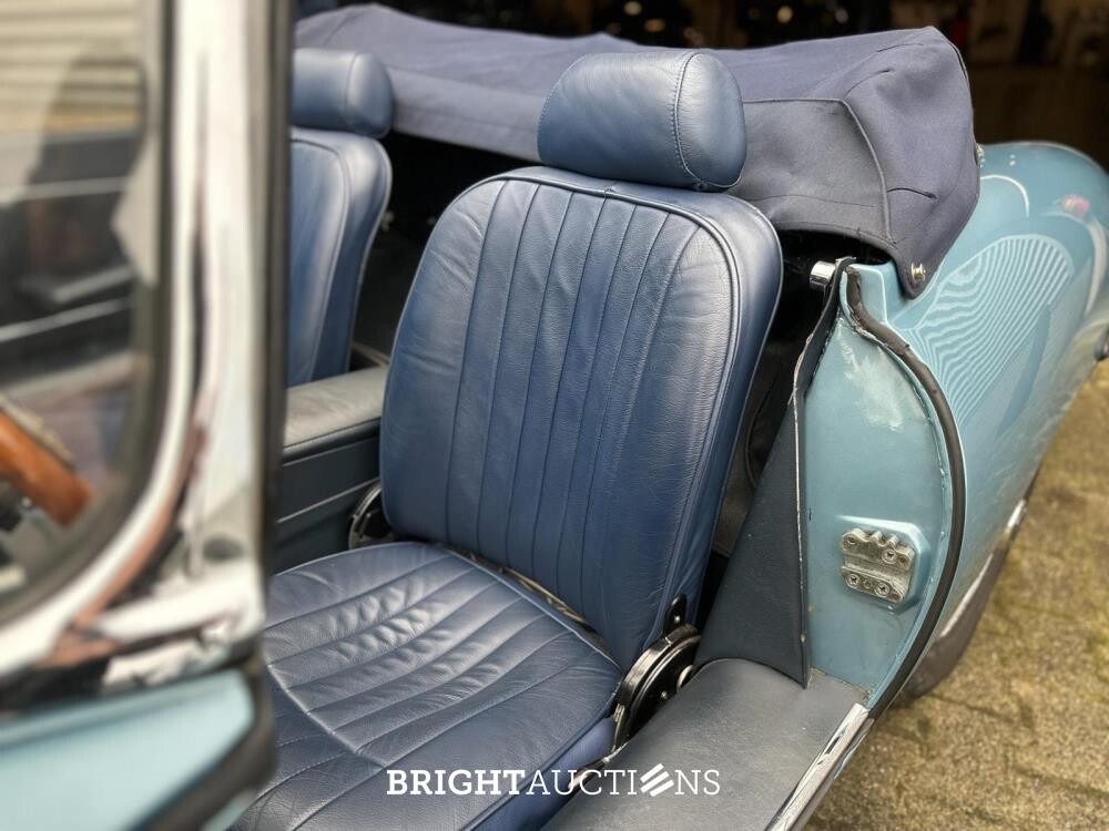 Jaguar E-Type Cabriolet 4.2 6-In-Lijn Serie II 260pk 1970 AR-94-77