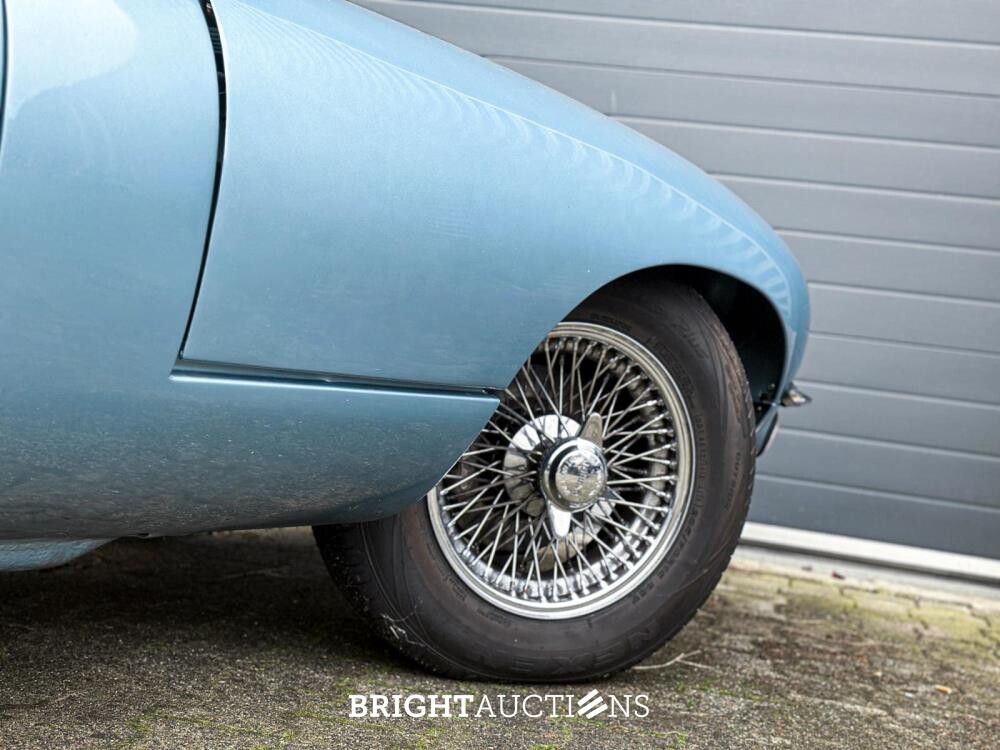 Jaguar E-Type Cabriolet 4.2 6-In-Lijn Serie II 260pk 1970 AR-94-77