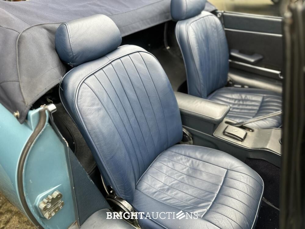 Jaguar E-Type Cabriolet 4.2 6-In-Lijn Serie II 260pk 1970 AR-94-77