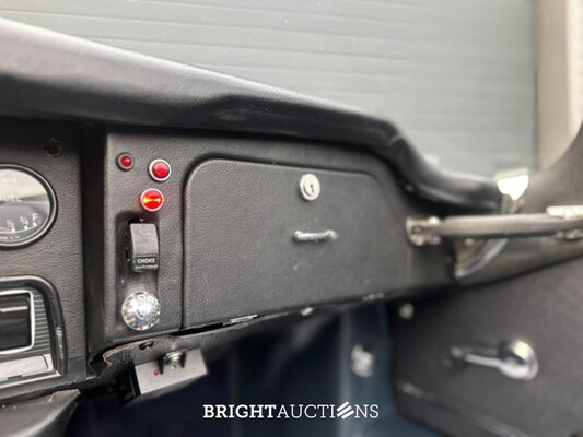 Jaguar E-Type Cabriolet 4.2 6-In-Lijn Serie II 260pk 1970 AR-94-77